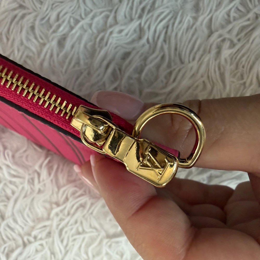Louis Vuitton Inside Out Fuchsia Pouch - Picture 12 of 16